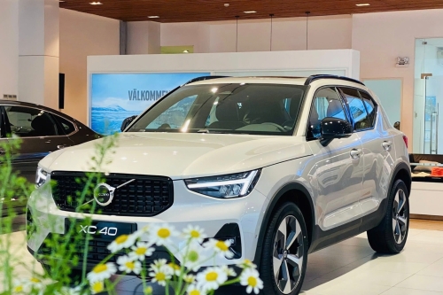 Volvo XC40: Ngoại Thất Và Nội Thất Có Những Màu Gì?