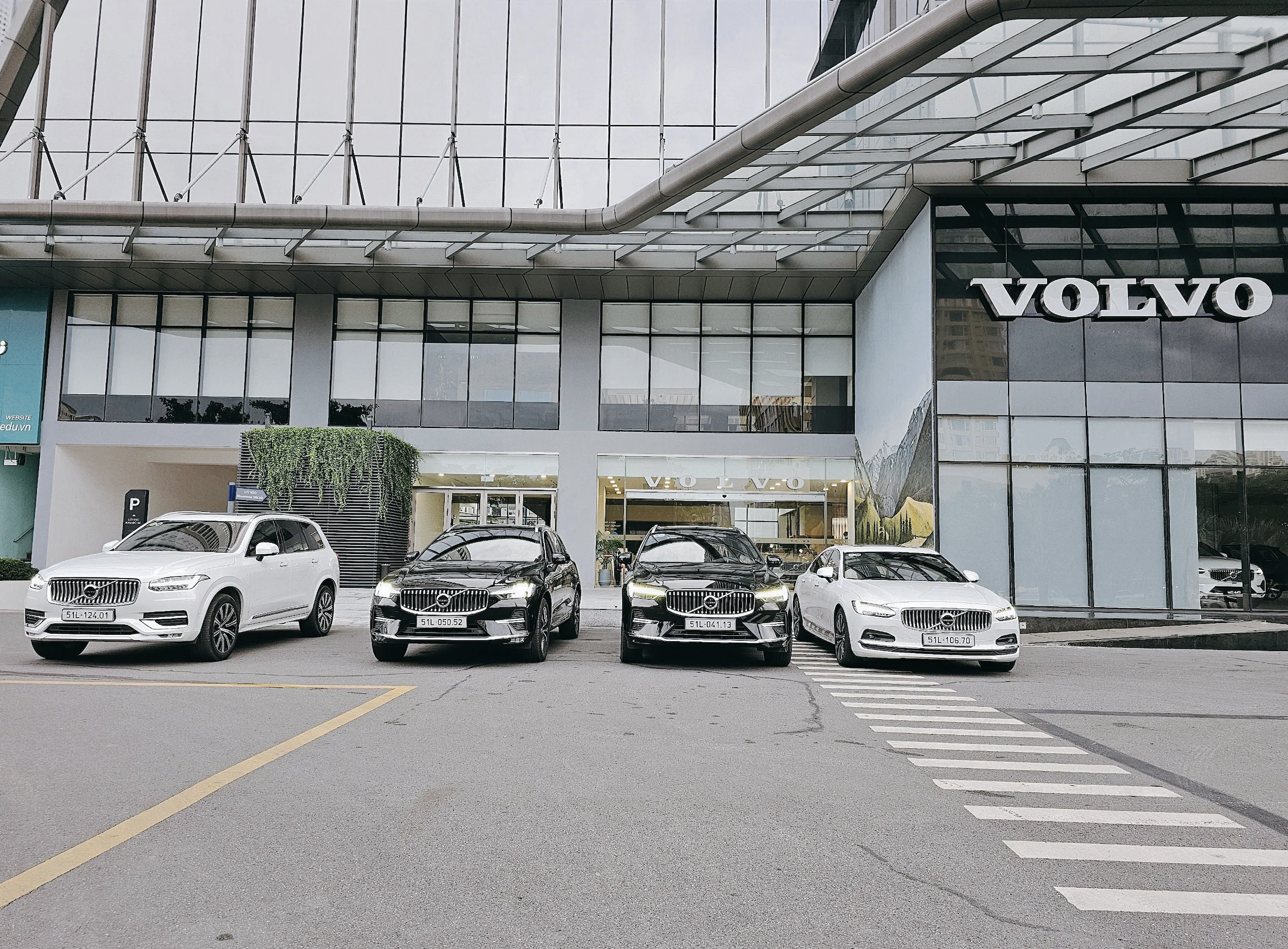 Volvo Car Đông Sài Gòn tặng 1 năm bảo hiểm vật chất
