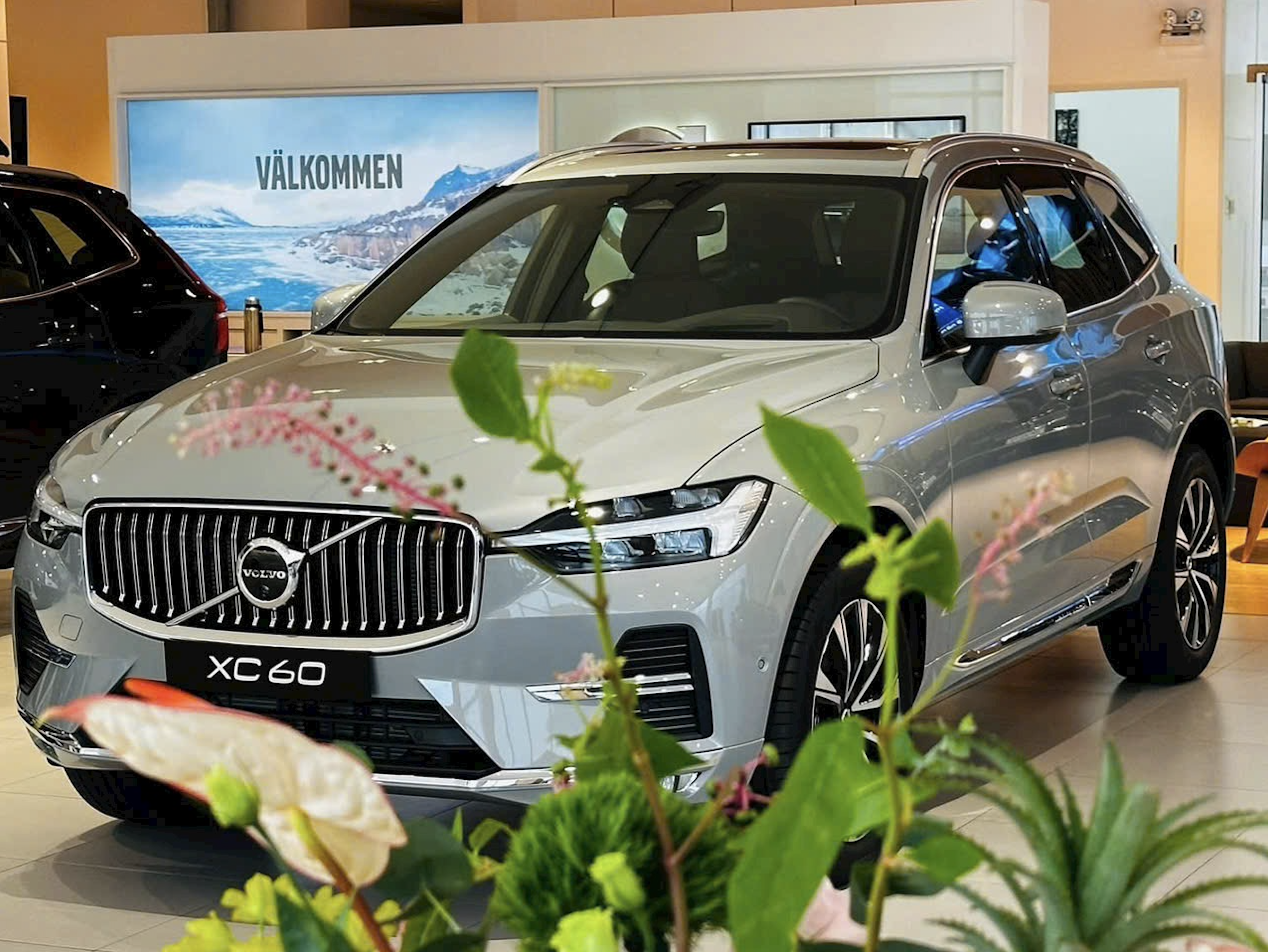 Giá Xe Volvo Tháng 7/2025: Volvo XC60, Volvo S90 Giảm Giá Lớn