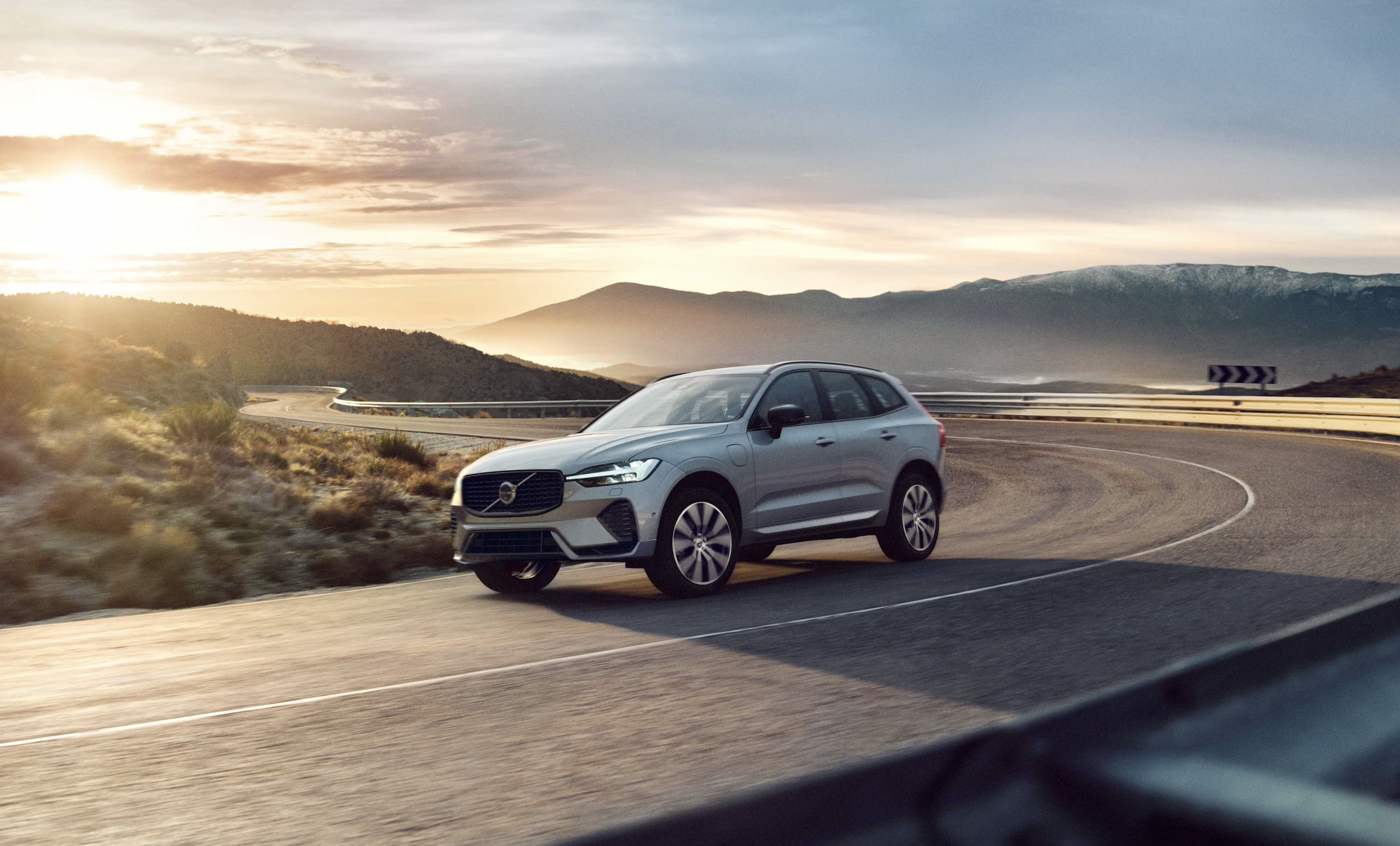Khám Phá Khả Năng Di Chuyển Thuần Điện (XC60 Plug-in Hybrid Ultra)