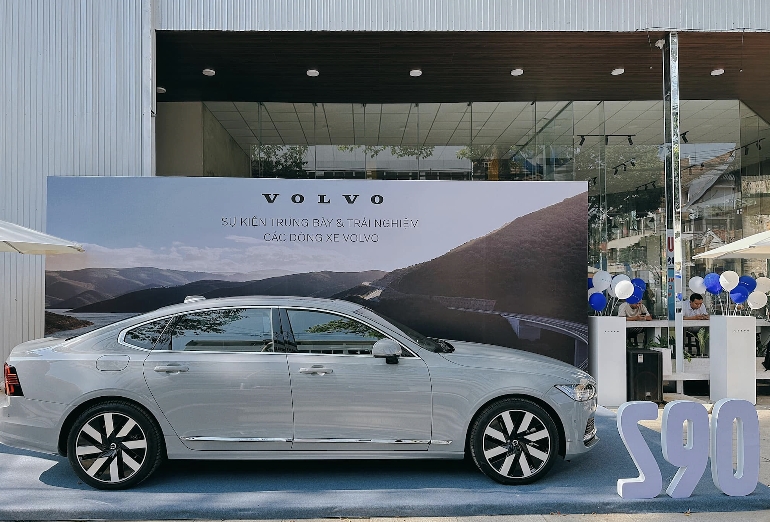 Kích thước Volvo S90 Plug-in Hybrid Ultra