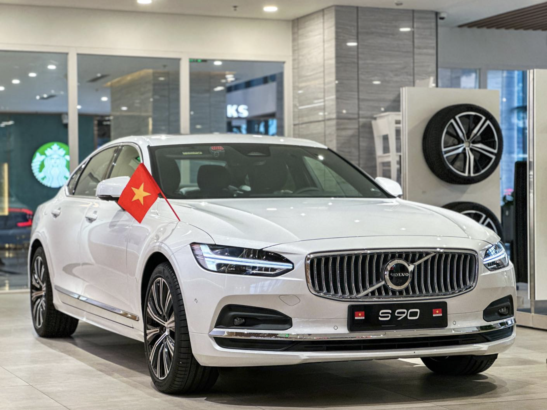 Ngoại Thất Volvo S90 Ultra