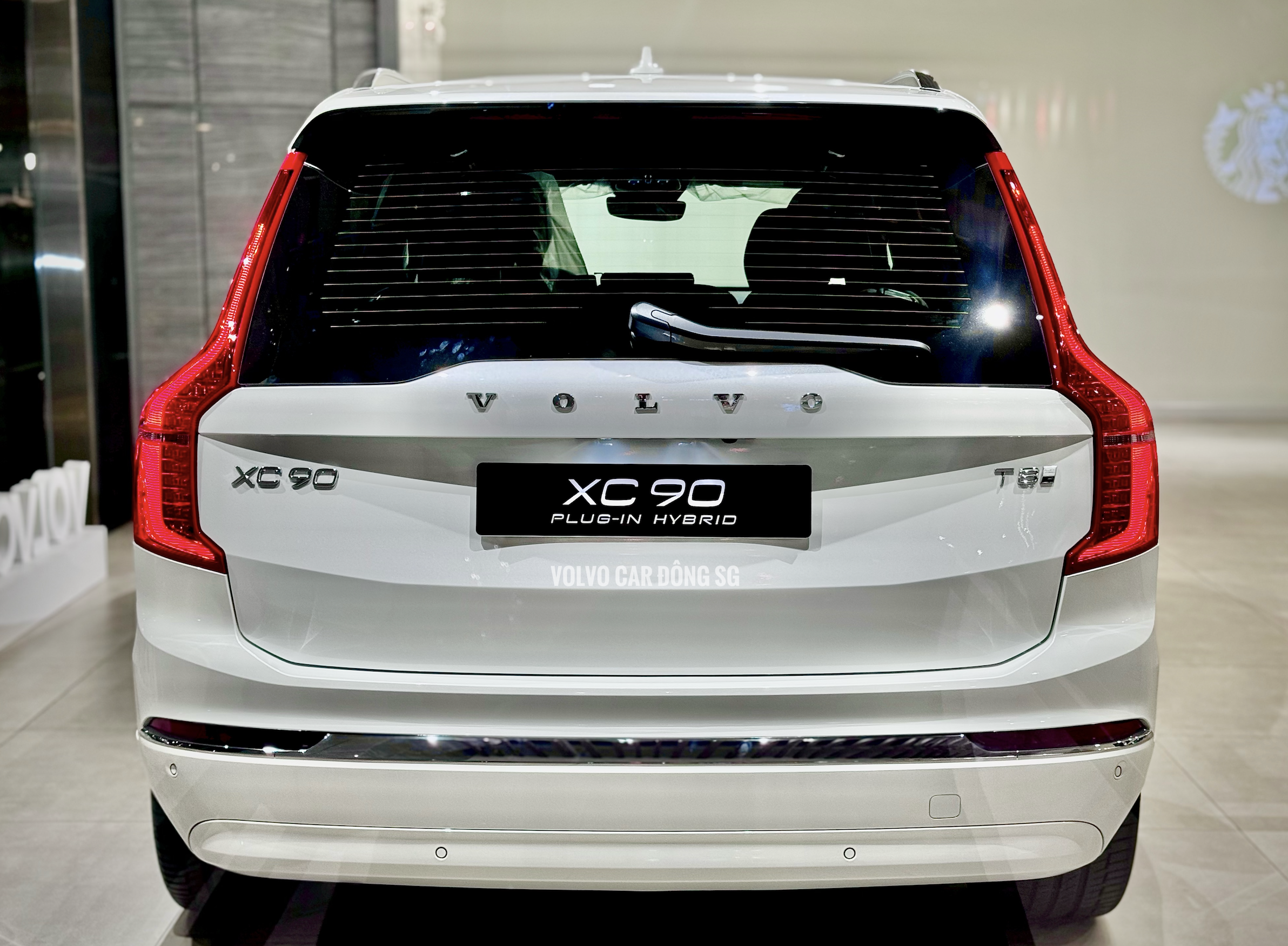 Đèn hậu Volvo XC90 Plug-in Hybrid Ultra