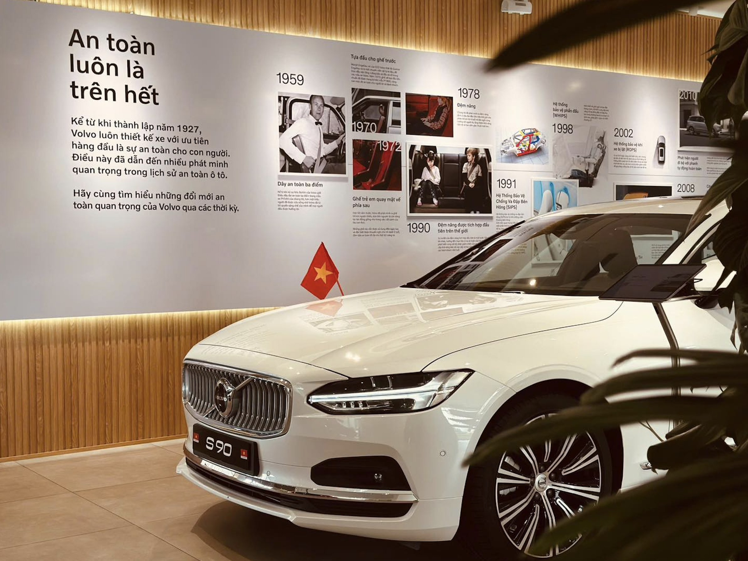 Các xe Volvo đang trưng bày tại Volvo Car Đông Sài Gòn