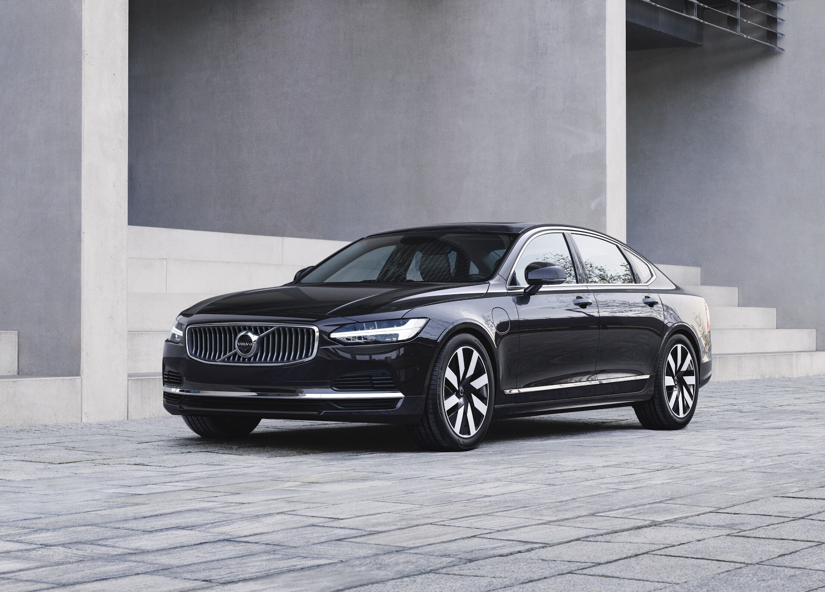Volvo S90: Biểu Tượng Của Sự Tinh Tế và Đẳng Cấp Thụy Điển