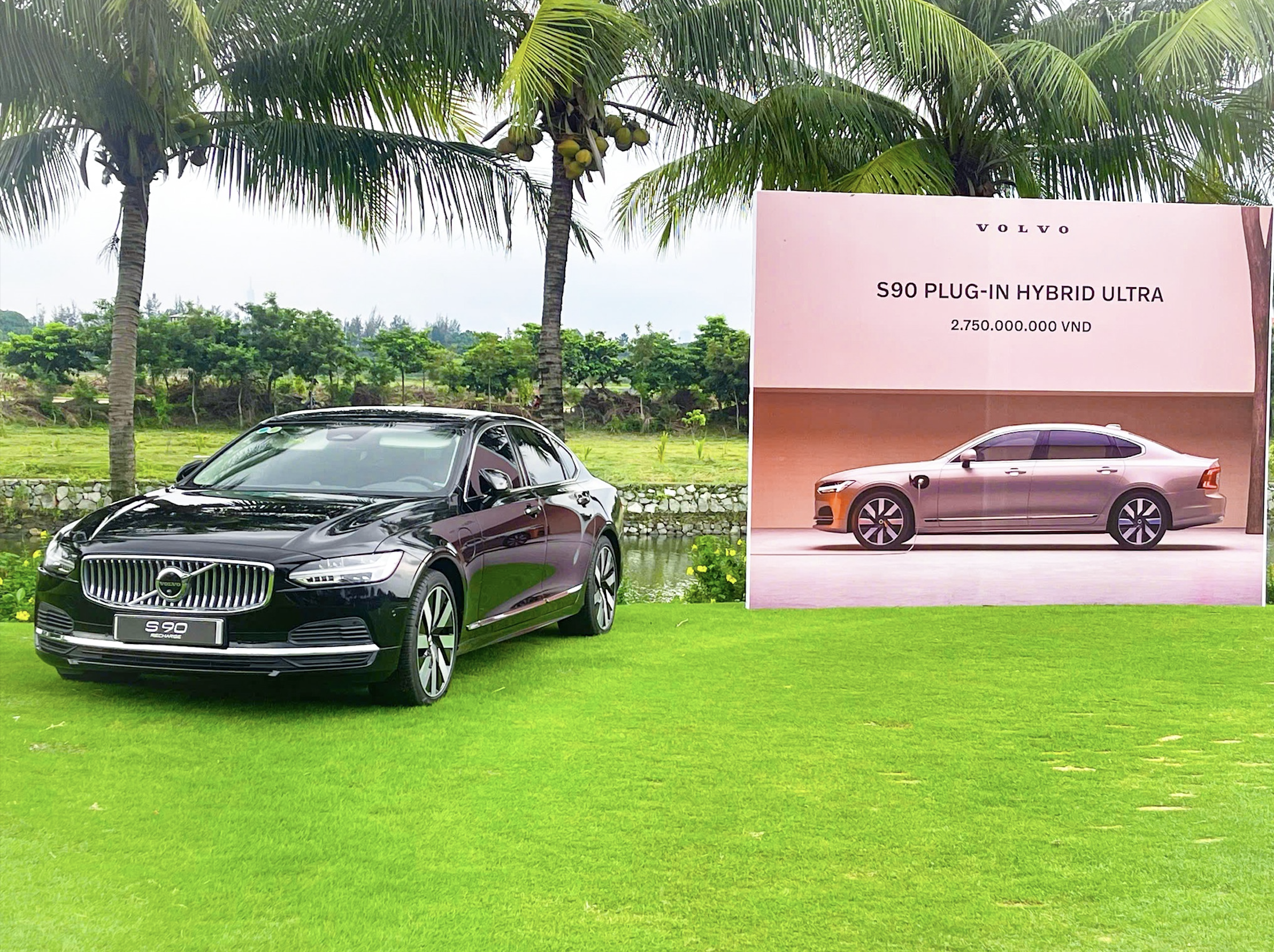 Volvo S90 Ultra 2025: Mẫu Sedan Hạng Sang Đáng Mua Nhất Trong Tầm Giá 2 Tỷ – Lựa Chọn Lý Tưởng Cho Đẳng Cấp Thượng Lưu