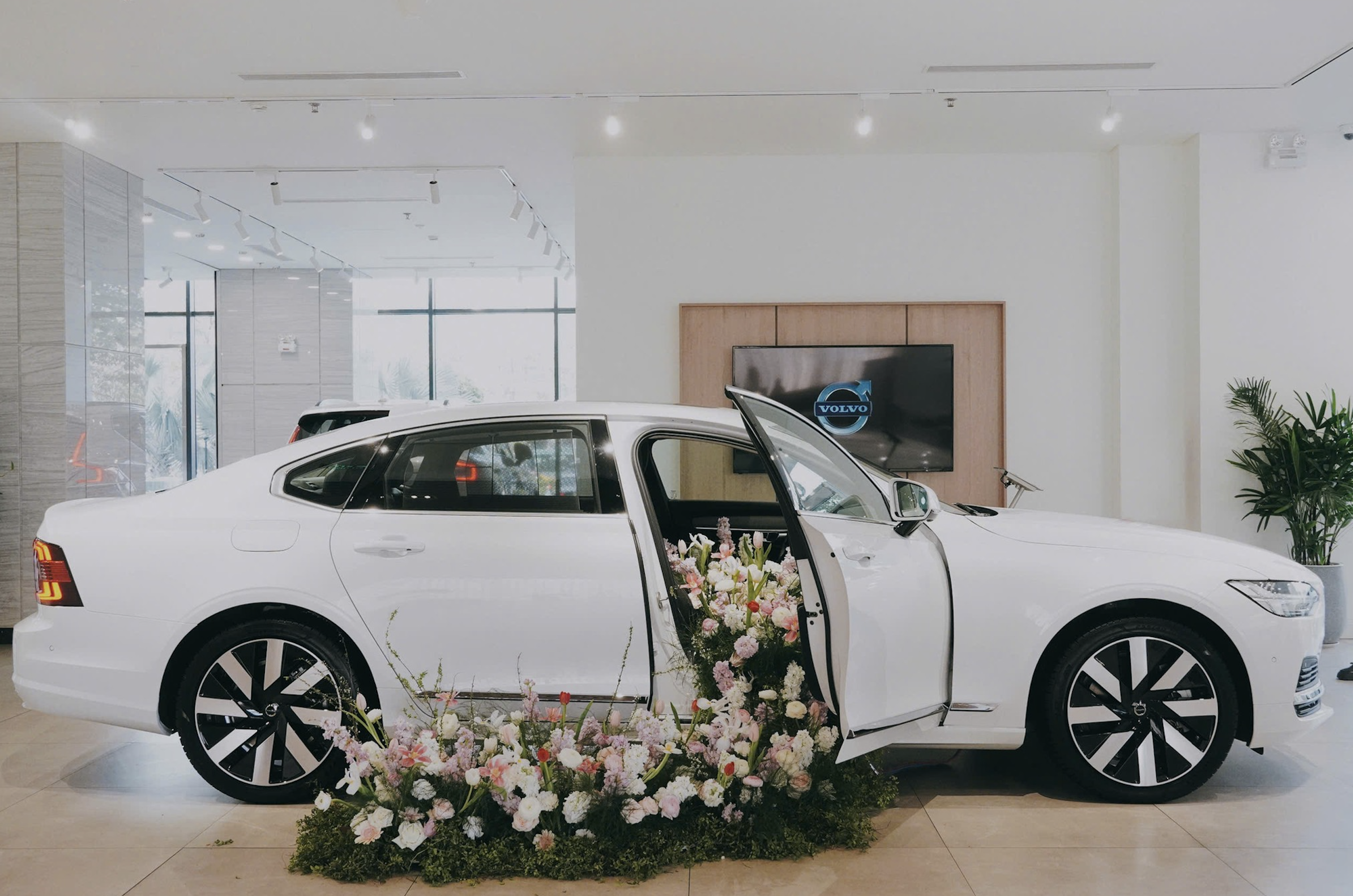 Volvo S90 Ultra