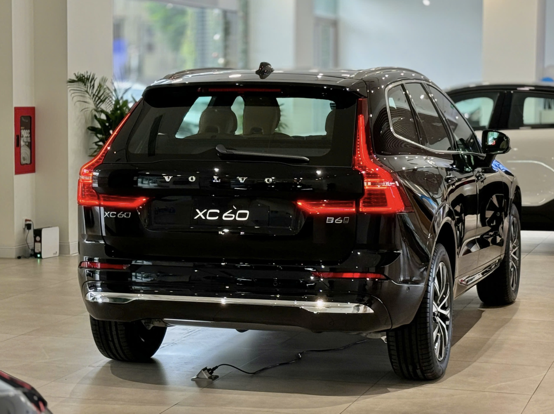 Hình Ảnh Xe Volvo XC60 Plug-in Hybrid Ultra