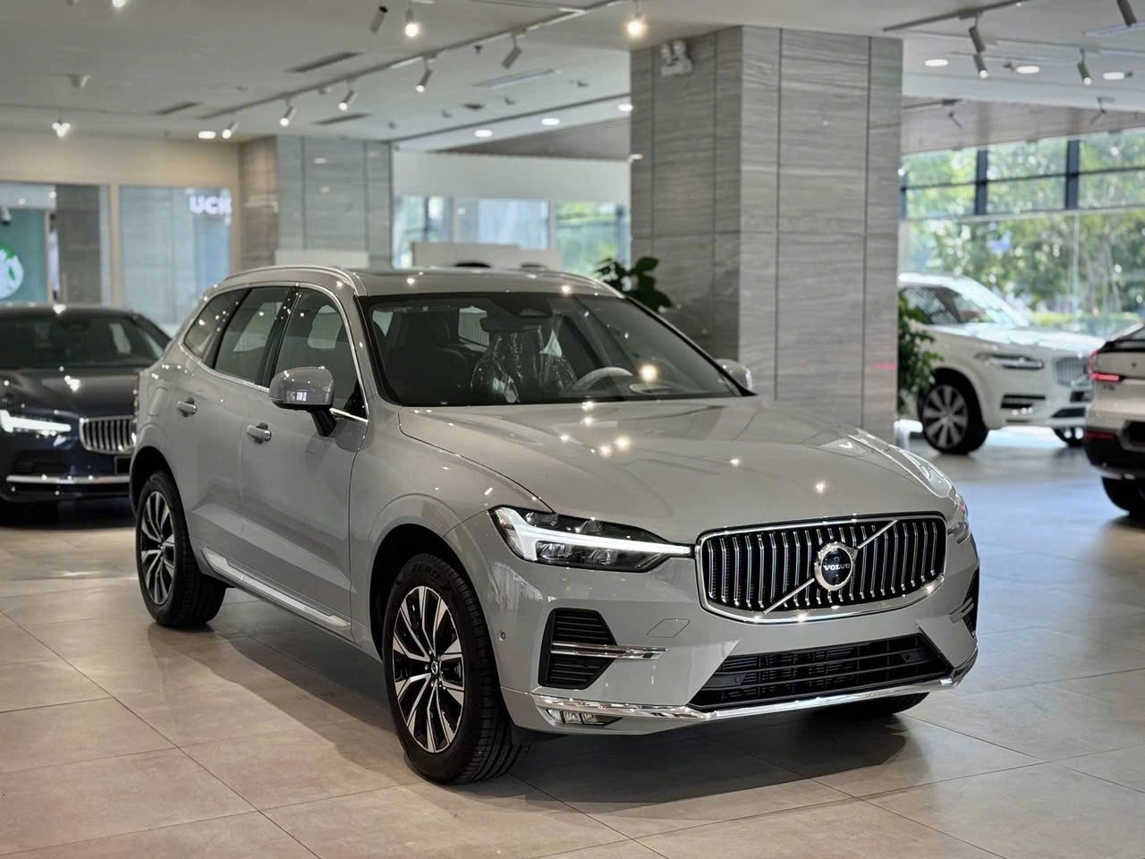 Giá xe Volvo XC60 Ultra