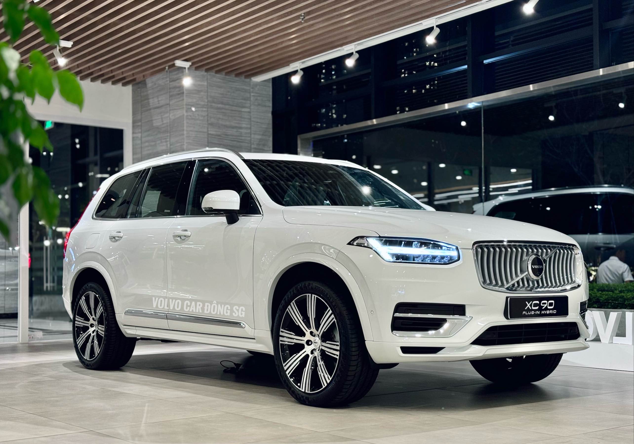 Giá xe Volvo XC90 Plug-in Hybrid Ultra 2026