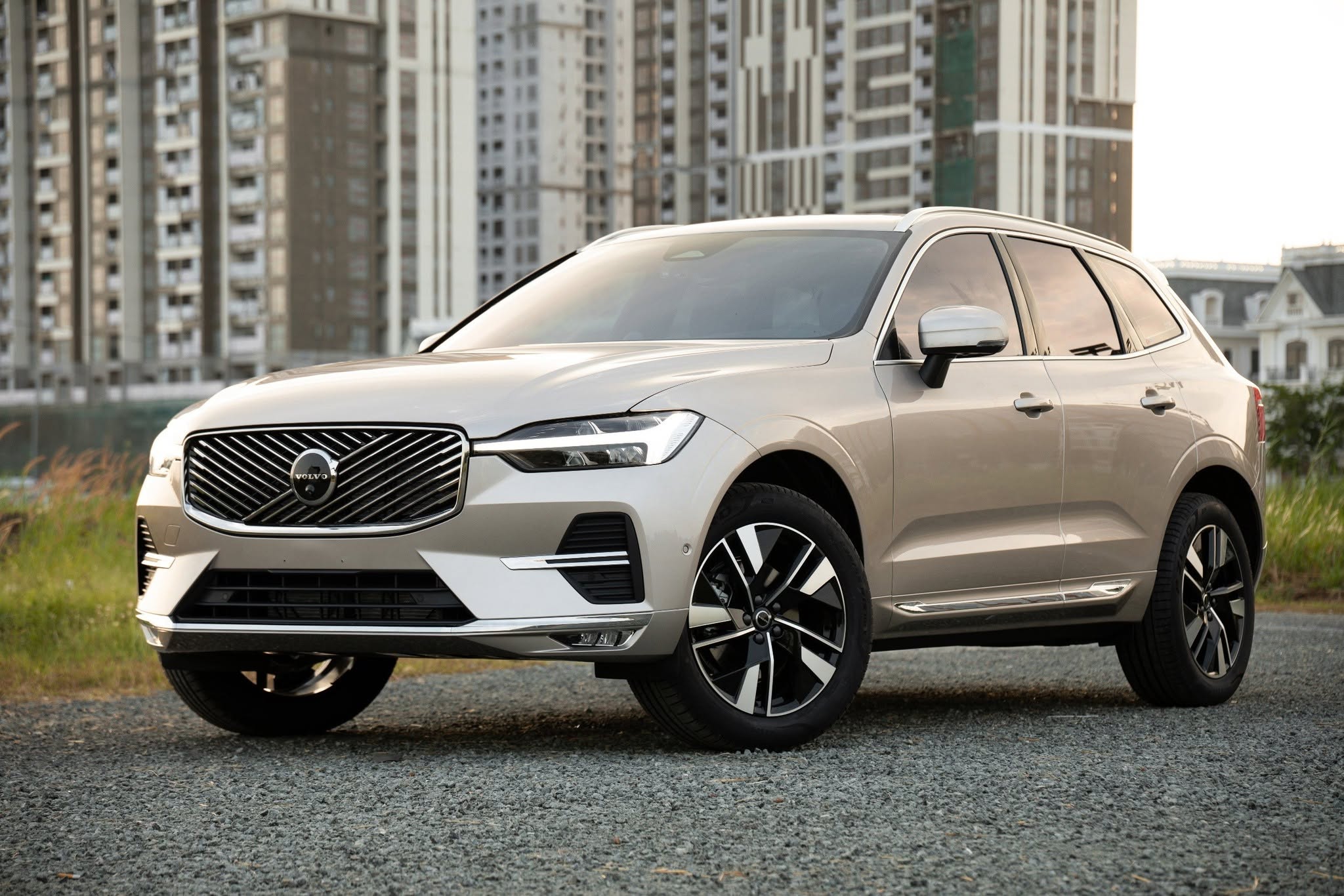 Đánh Giá Chi Tiết, Thông Số Và Giá Bán Volvo XC60 Ultra Mới Nhất