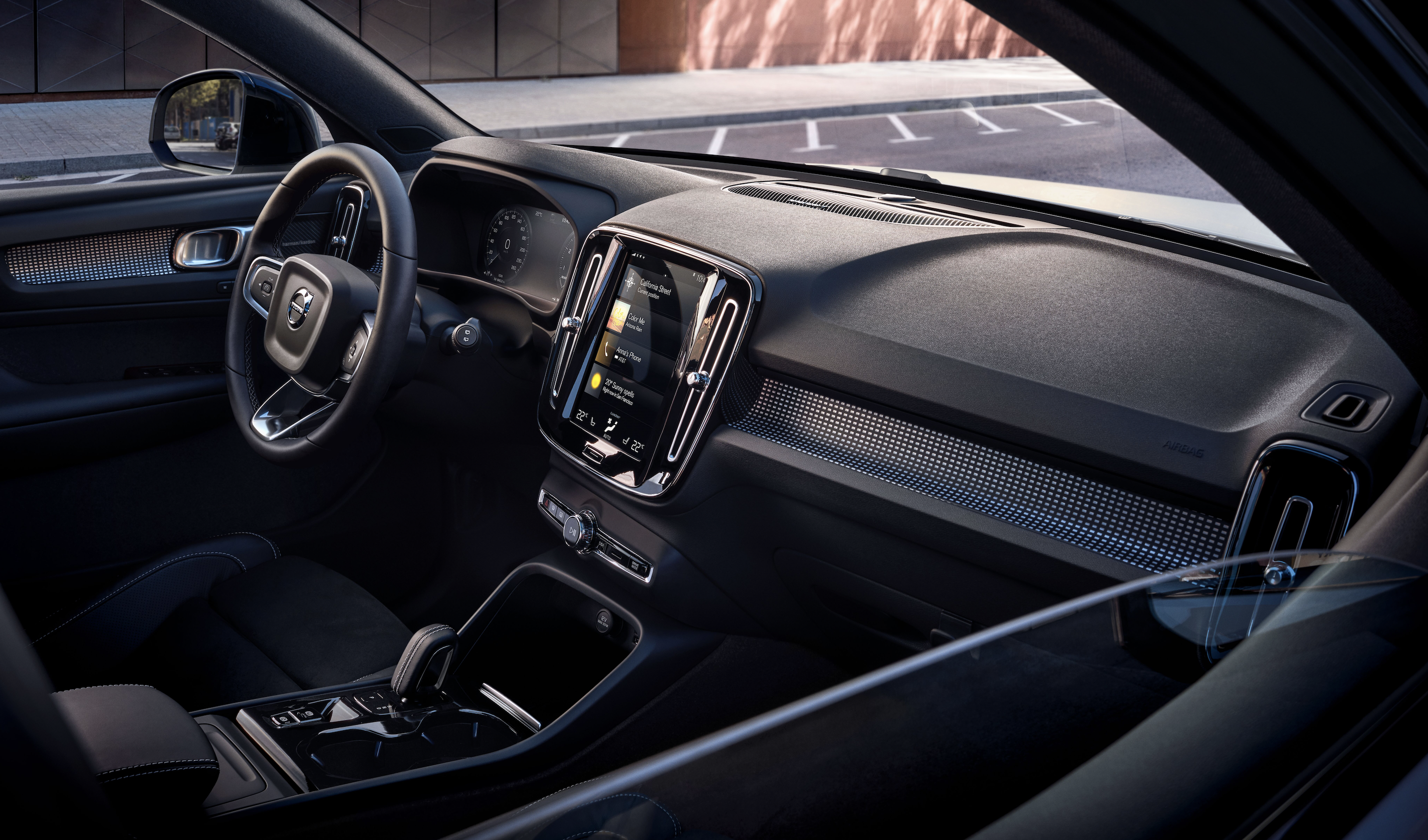 Nội Thất và Tiện Nghi Volvo XC40 : Thông Minh, Tiện Dụng và Đầy Phong Cách
