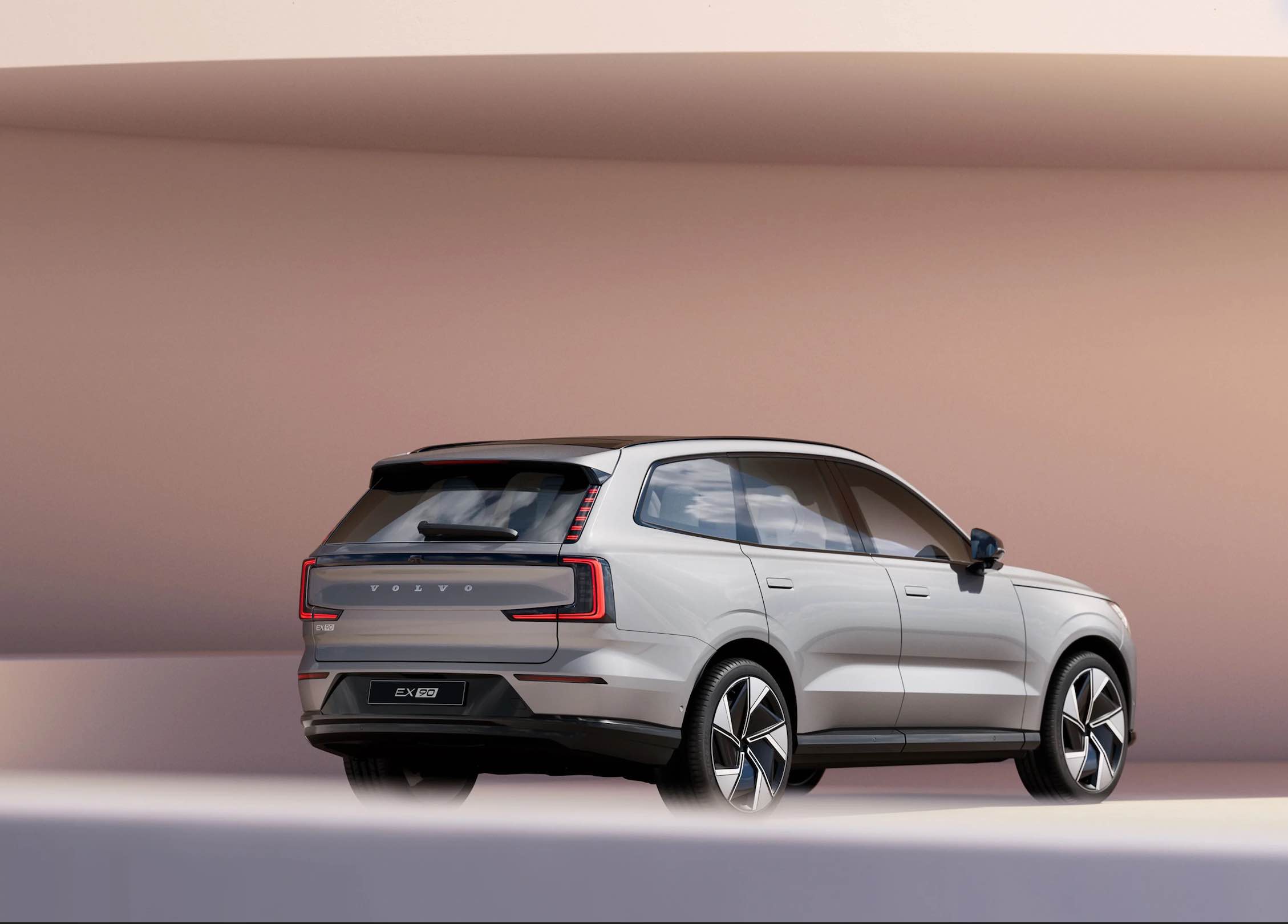 Giá Xe Volvo EX90 Là Bao Nhiêu? Bảng Giá Mới Nhất