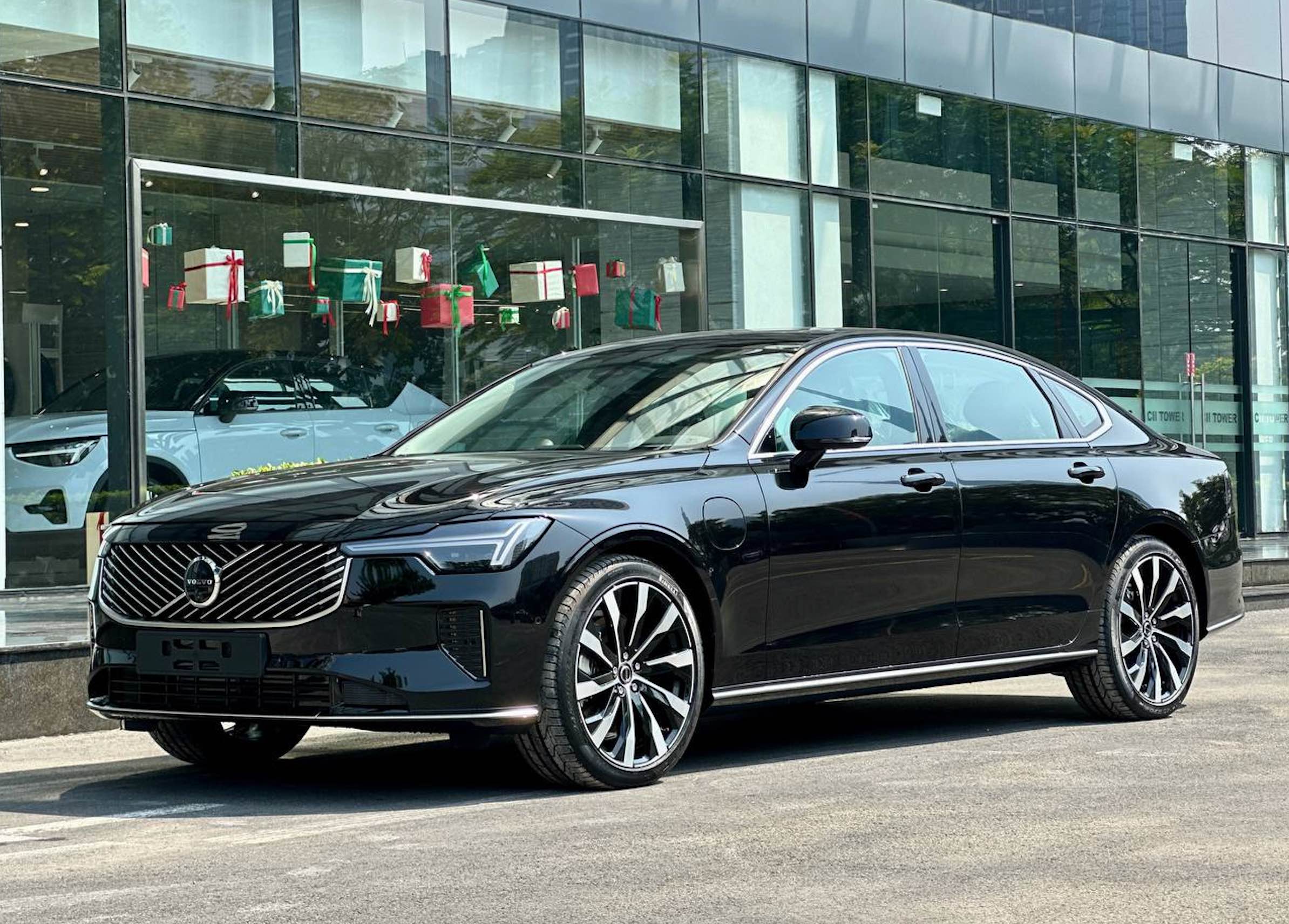 BẢNG GIÁ XE VOLVO S90 ULTRA