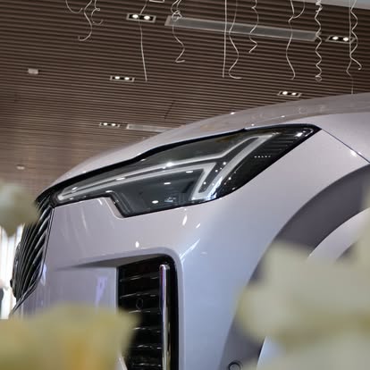 Cụm đèn chiếu sáng trước xc90