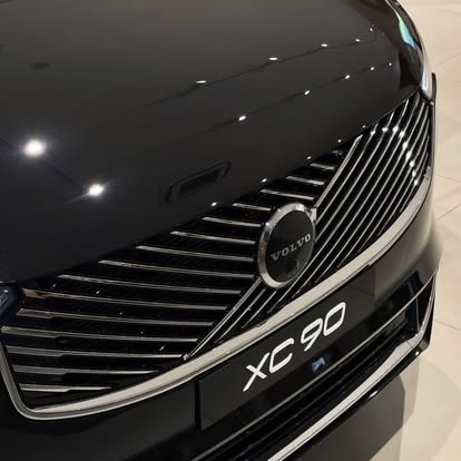 Mặt ca lăng xc90