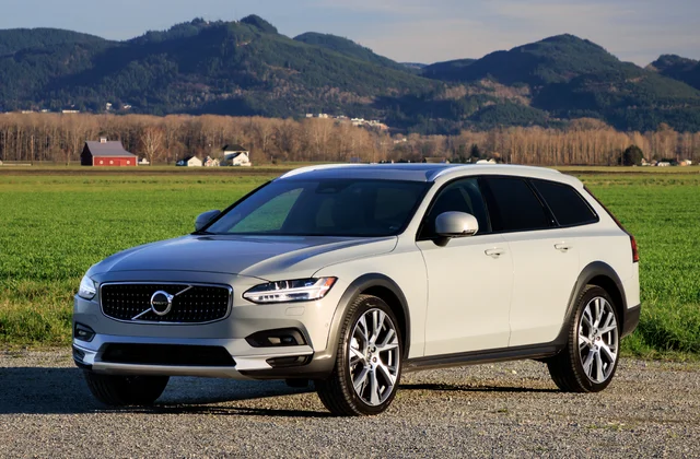 Giá lăn bánh xe Volvo XC60 tại Hà Nội và TP.HCM