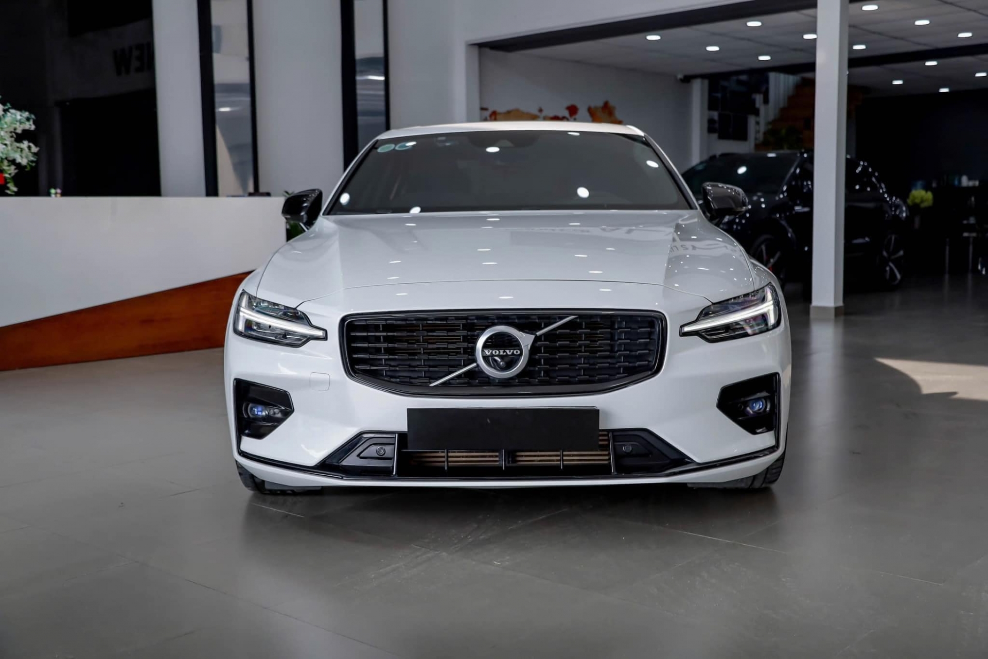 Chất lượng gia công hoàn thiện tỉ mỉ trên xe Volvo S60 tương xứng giá xe Volvo niêm yết