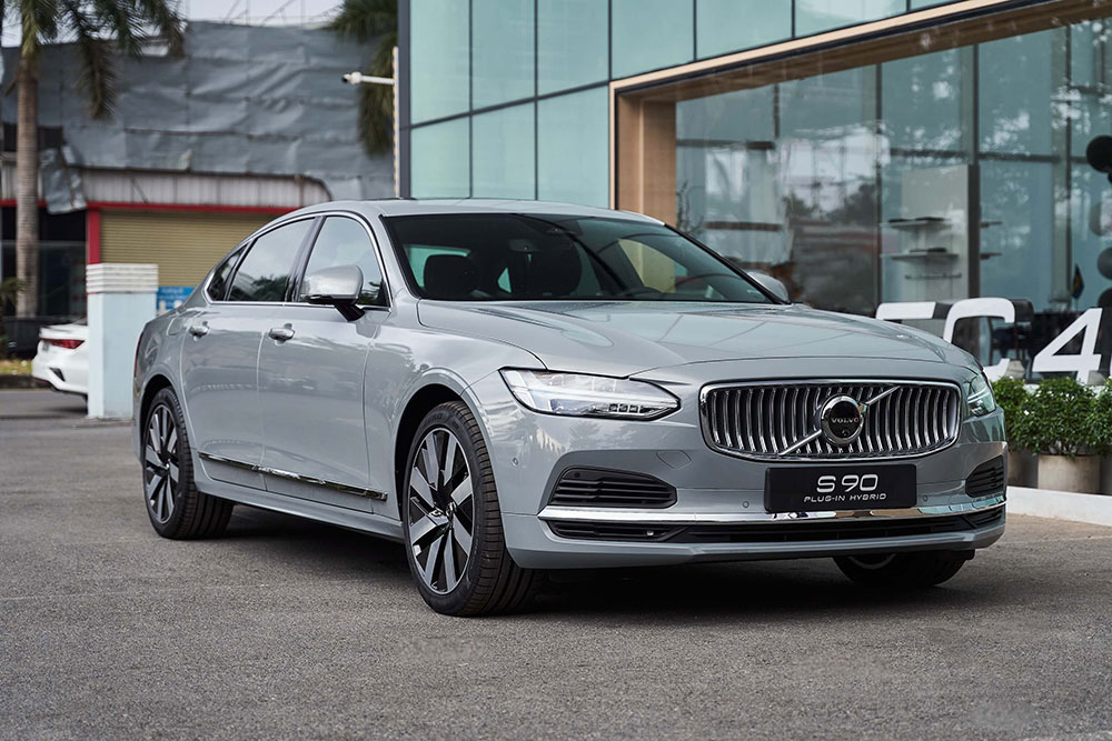 Hệ thống ghế VIP quyền lực trên Volvo S90 2026