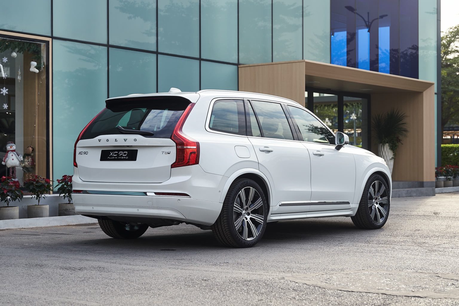 Review Volvo XC90 Hybrid 2026 có đáng mua không