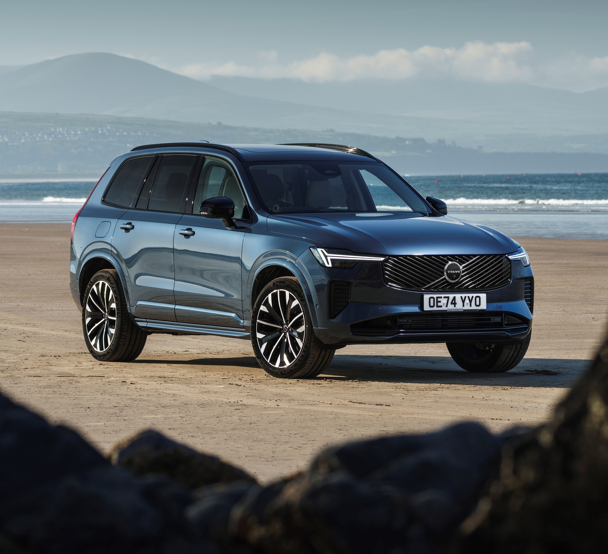 Hệ thống động cơ B6 Mild Hybrid của dòng xe Volvo XC90 Ultra 2026