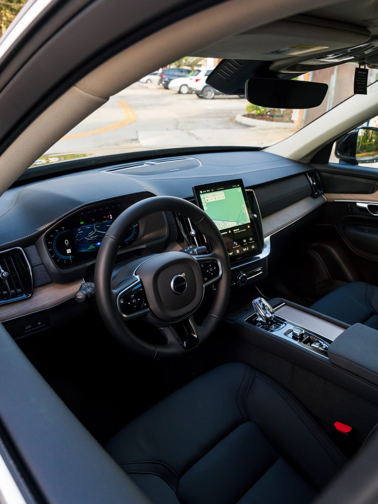 Hệ thống âm thanh Bowers & Wilkins trên xe Volvo XC90 2026 đắt giá