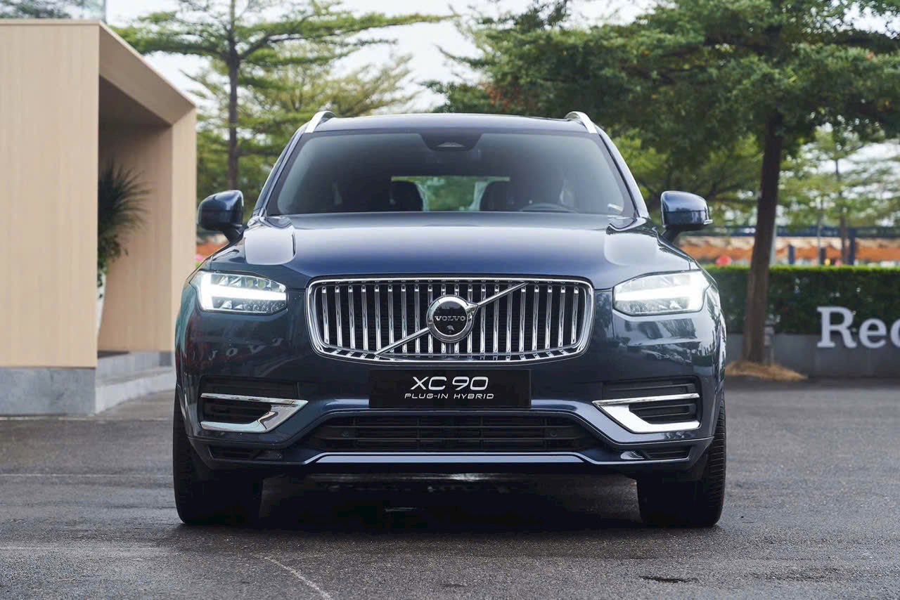 Nội thất chuẩn Bắc Âu của mẫu xe Volvo XC90 2026 bán tại Việt Nam