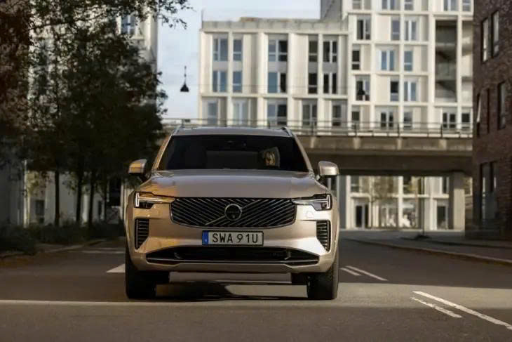 Volvo XC90 Hybrid 2026 công nghệ hybrid