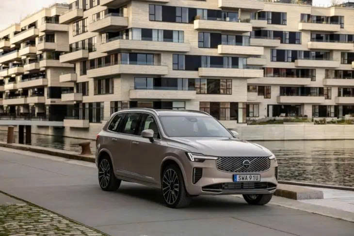 Volvo XC90 Hybrid 2026 công nghệ hybrid