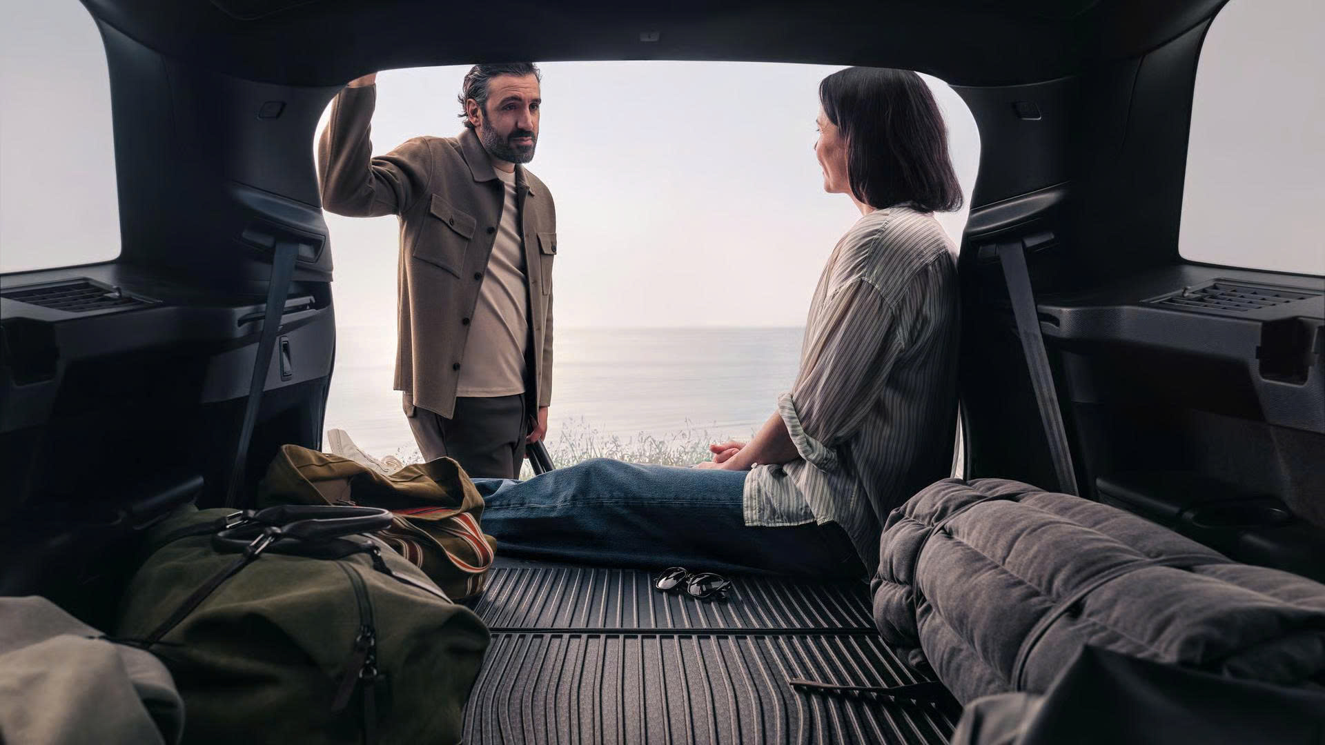 Volvo XC90 Hybrid 2026 giá bao nhiêu tiền