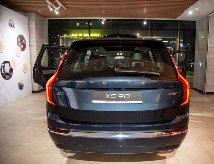 Công nghệ quản lý nhiệt pin Lithium-ion trên Volvo XC90 Hybrid 2026