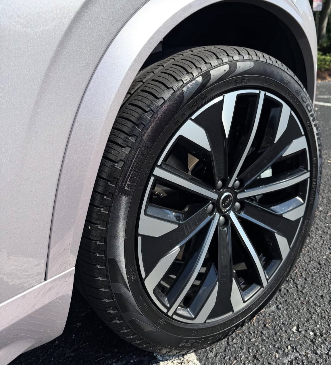 Volvo XC90 Hybrid 2026 xe hybrid có tốt không