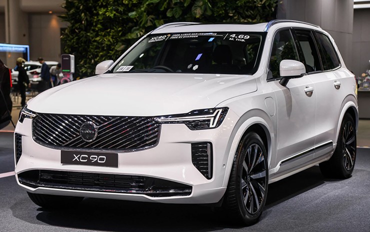 Nội thất khoáng đạt của mẫu Volvo XC90 Ultra 2026 SUV 7 chỗ