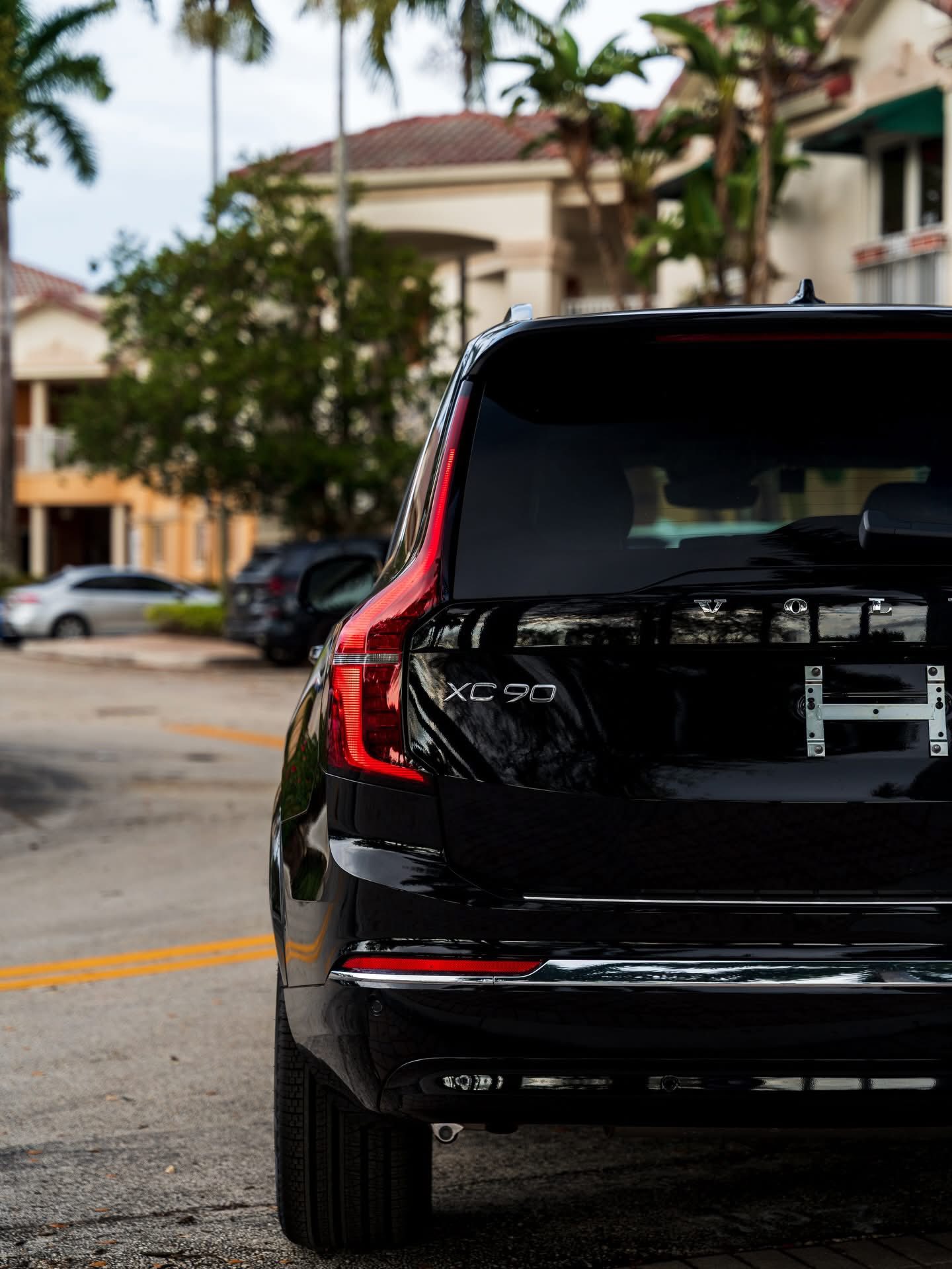 Hệ thống loa B&W đỉnh cao của xe Volvo XC90 Ultra 2026 tiện nghi cao cấp