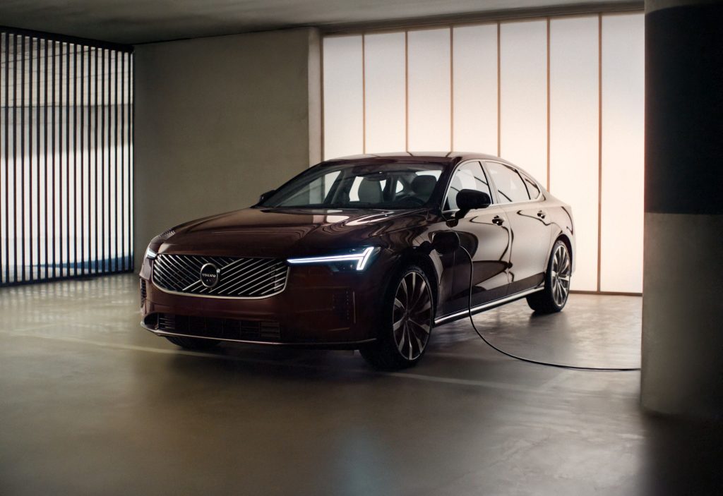 Hệ thống treo khí nén trên Volvo S90 – Êm ái trên mọi cung đường