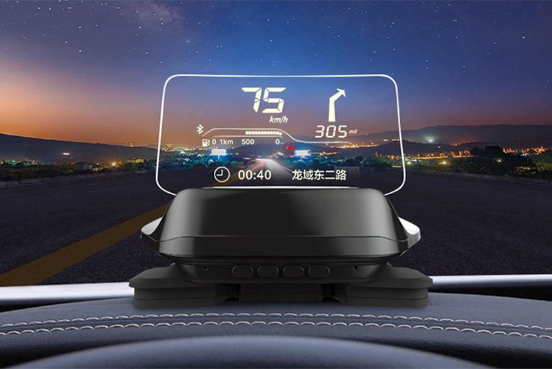 Màn hình HUD: Hiển thị thông tin quan trọng ngay trên kính chắn gió