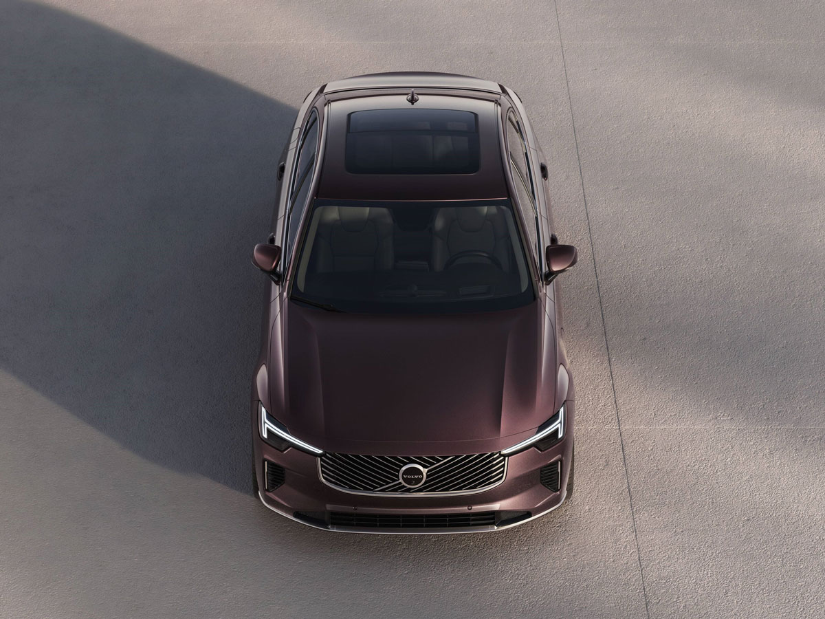 Volvo S90 Plug-in Hybrid Ultra – Ai là người dùng phù hợp?