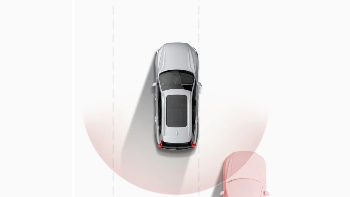 Volvo V60 Cross Country - Trang bị an toàn tiêu chuẩn