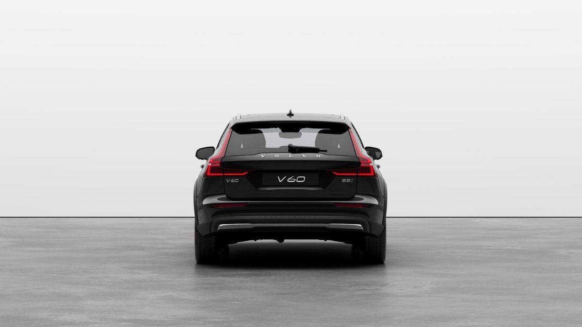 Volvo V60 – Sự lựa chọn tinh tế cho người yêu trải nghiệm đường dài