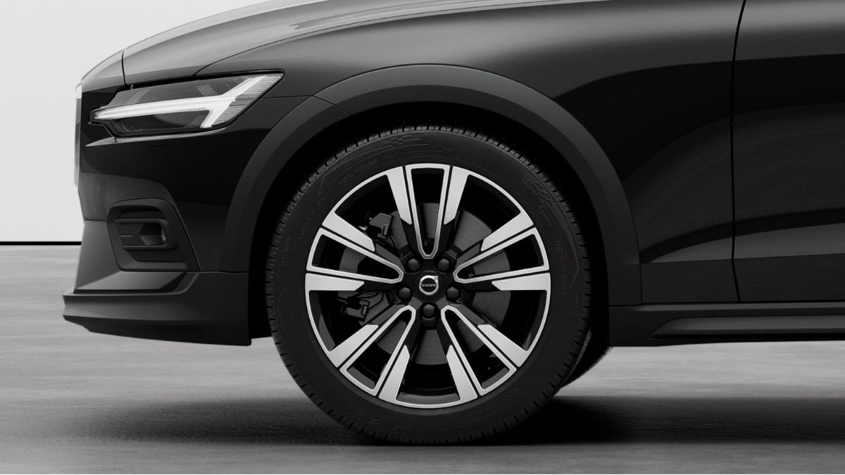 Volvo V60 – Sự lựa chọn tinh tế cho người yêu trải nghiệm đường dài