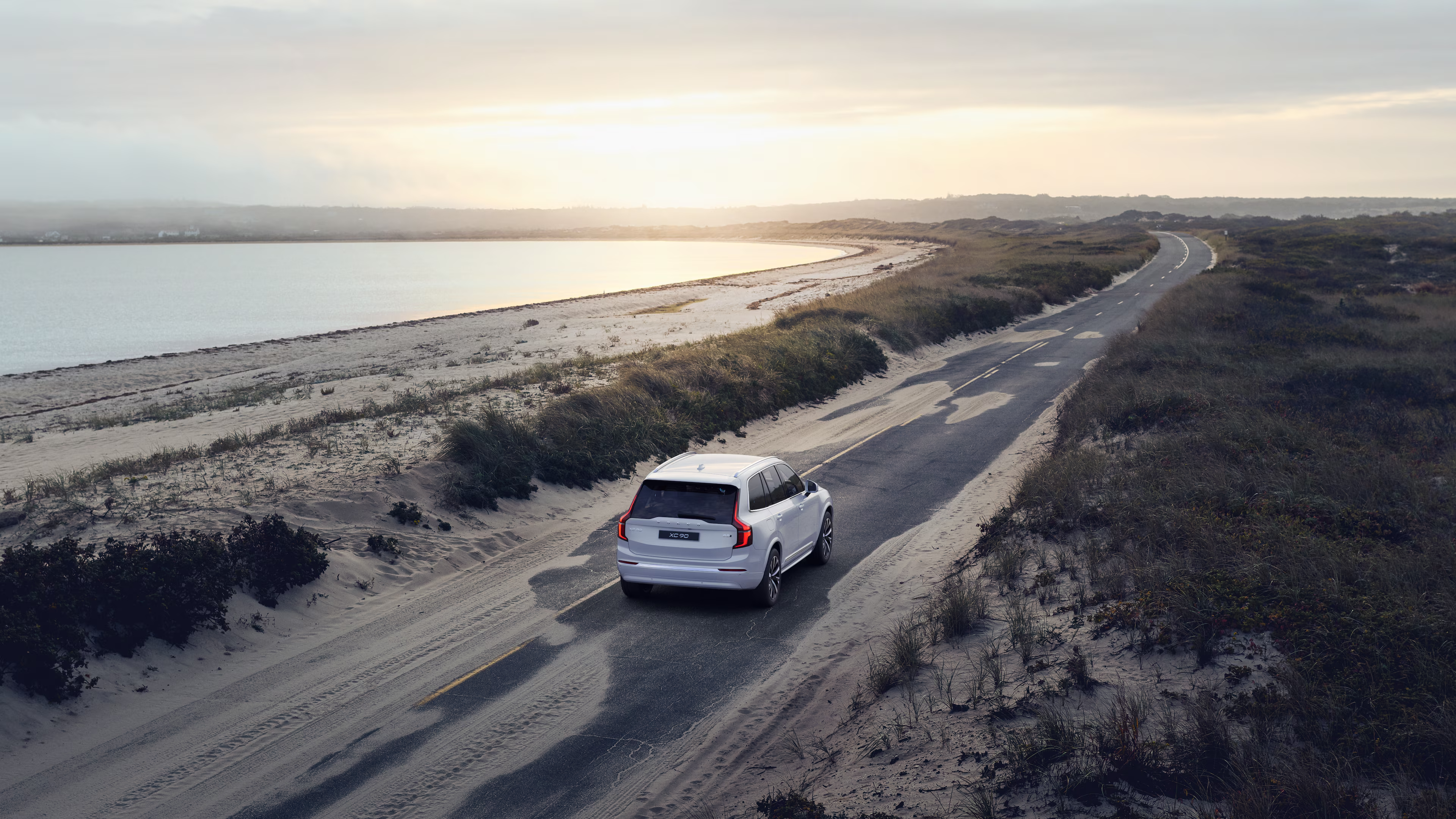 Volvo XC90 Hybrid 2026 giá tại Việt Nam