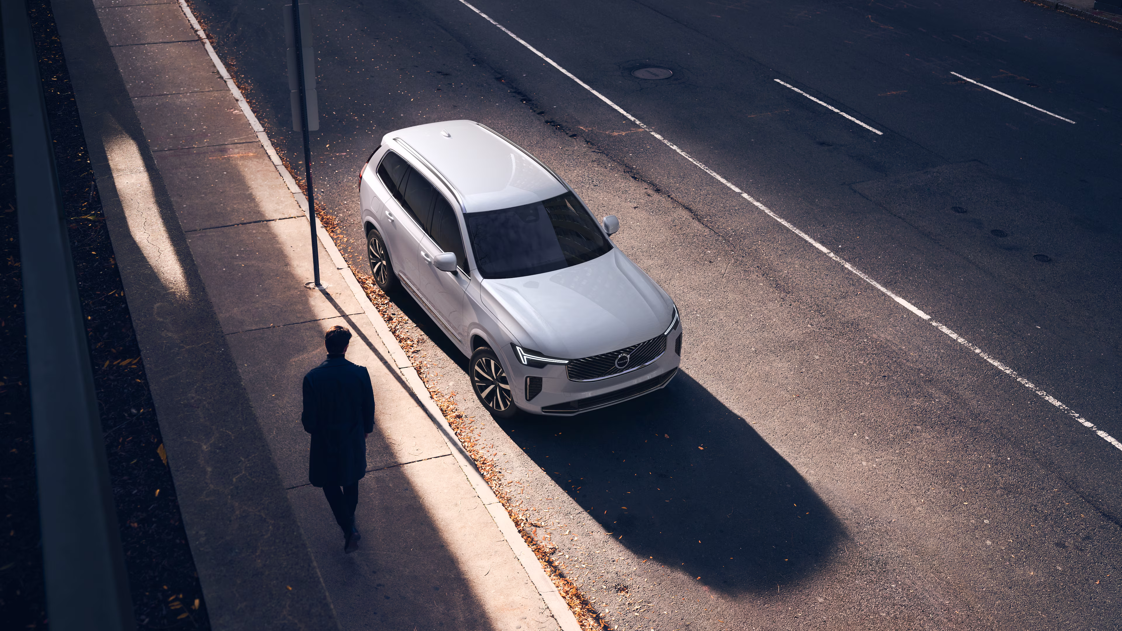 Volvo XC90 Hybrid 2026 giá tại Việt Nam