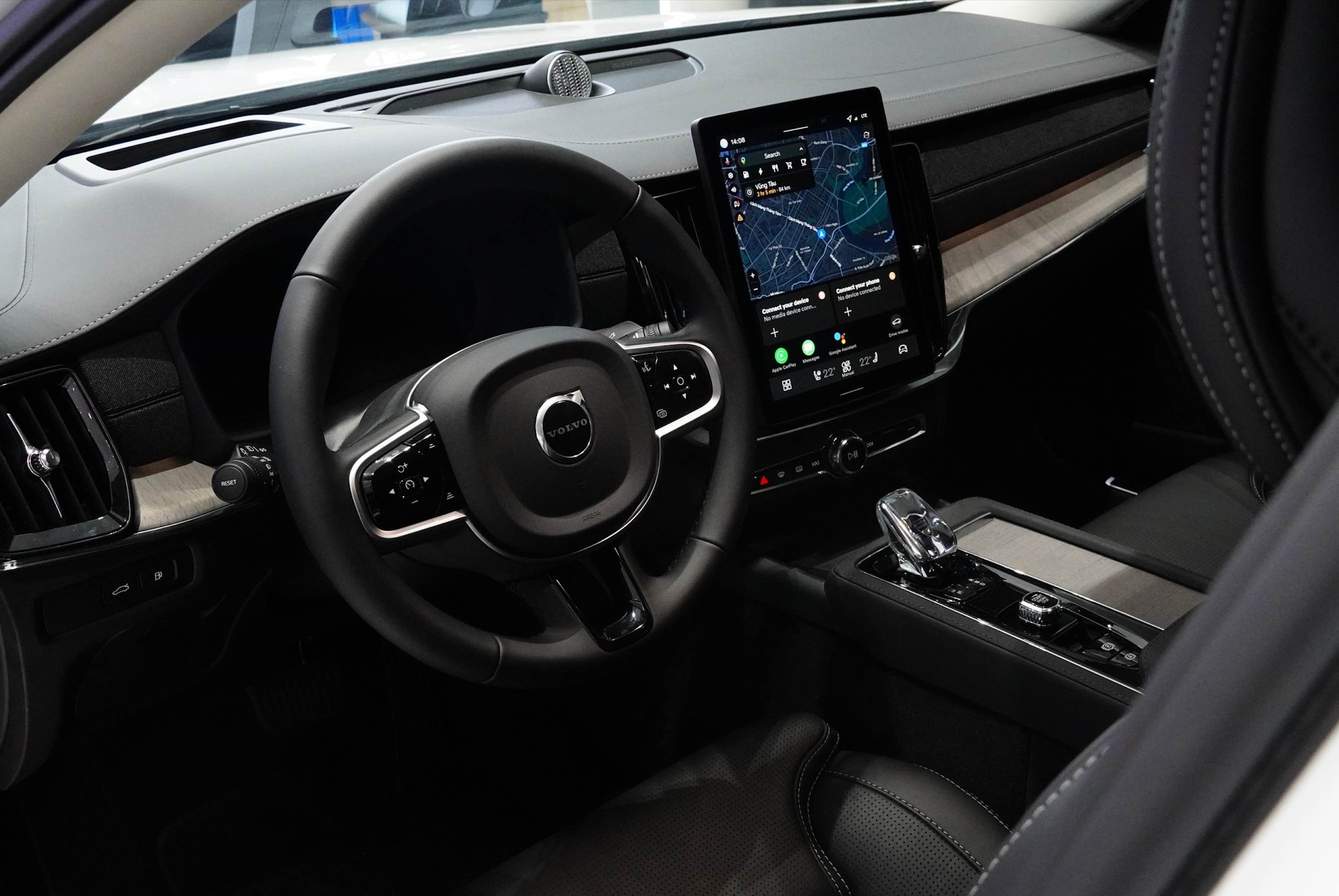 Nội thất Volvo XC60 B5 "Calm Luxury" – Sự tĩnh lặng đẳng cấp