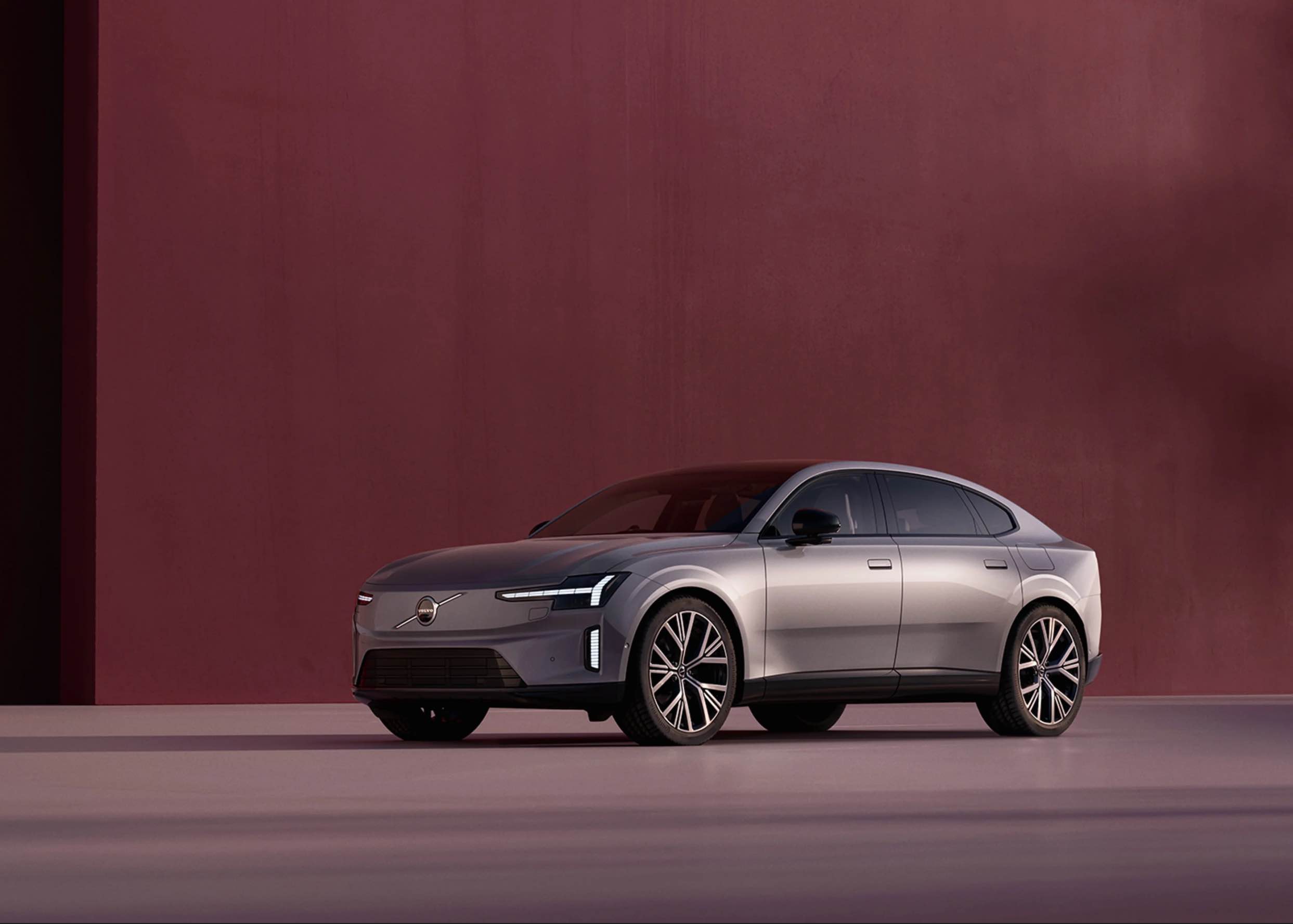 Volvo ES90 Ultra Giá Bao Nhiêu Tại Việt Nam