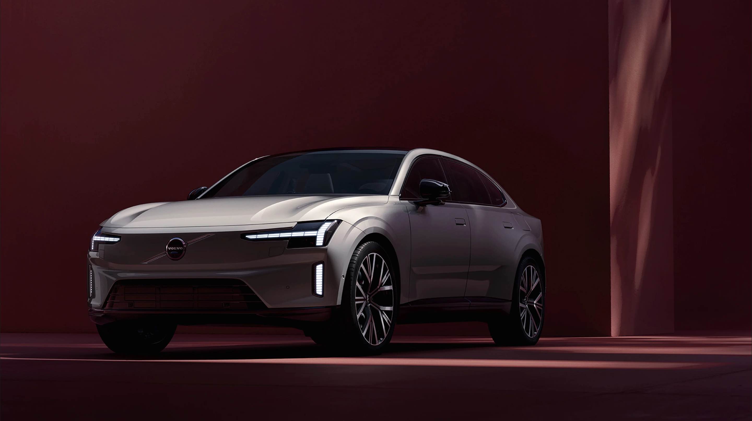 Ngoại thất Volvo ES90 Thiết Kế Fastback đột phá