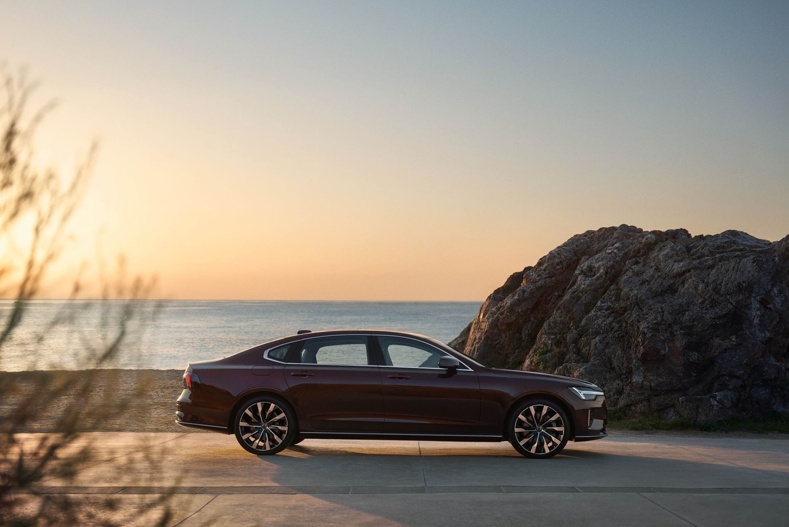 Volvo S90 Plug-in Hybrid 2026 Ultra mở ra chuẩn mực mới của sedan hạng sang