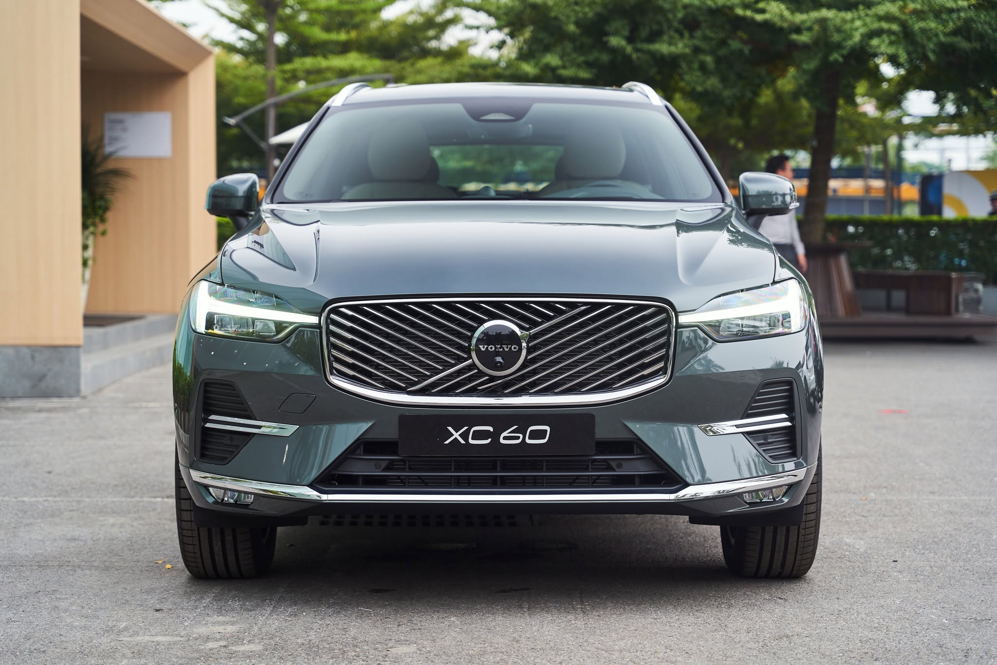 Thiết Kế Ngoại Thất volvo xc60 B5