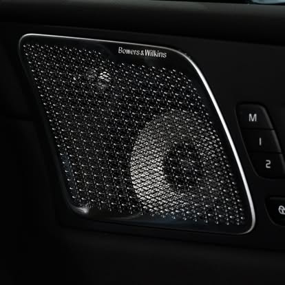 Volvo XC60 Bowers & Wilkins Có Gì Đặc Biệt?