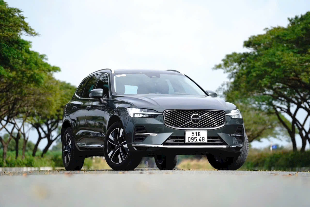 Động cơ Mild Hybrid vận hành mượt mà volvo xc60 ultra