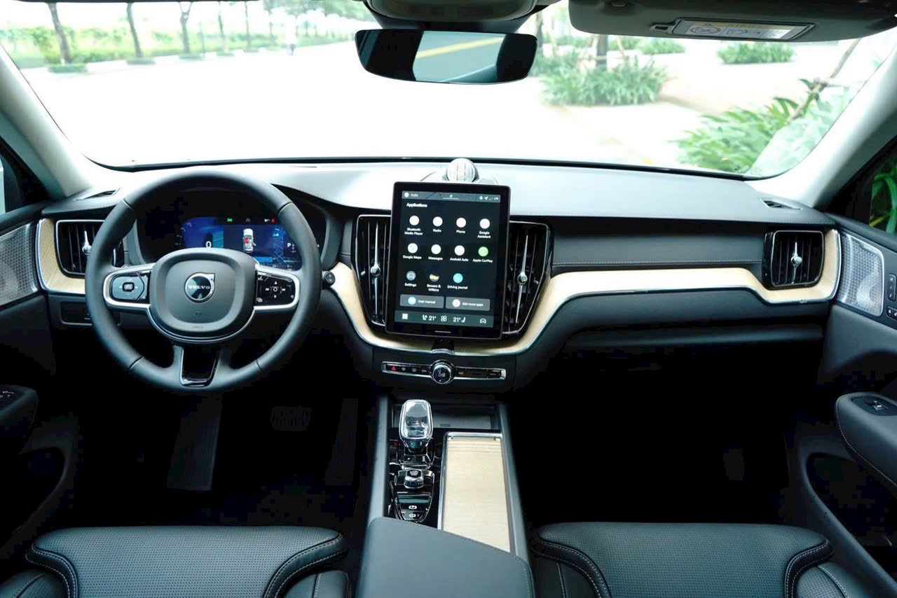 Nội thất Volvo XC60 Ultra 2026